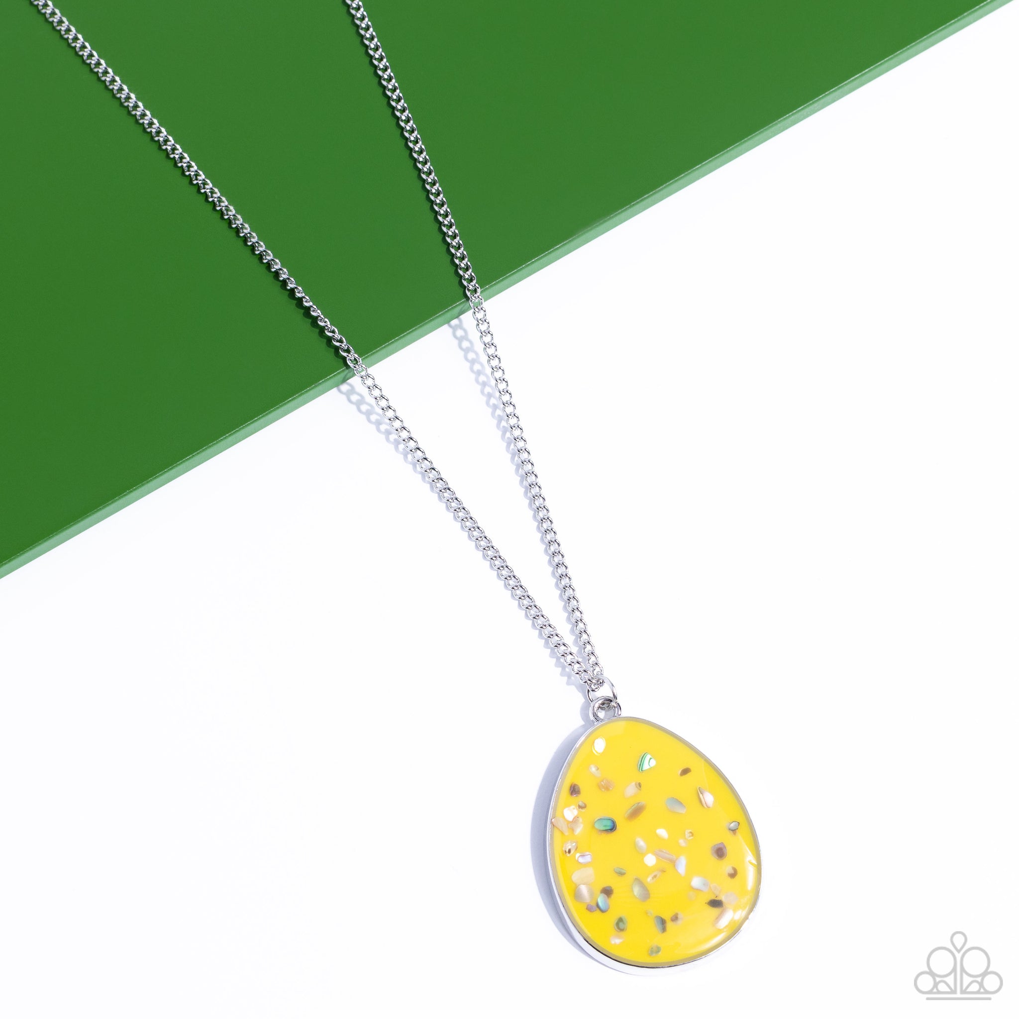 Paparazzi Shimmering Seafloors - Yellow Necklace