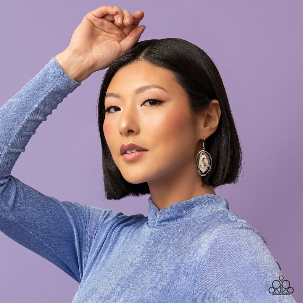 Paparazzi Ocean Floor Oracle - White Earrings