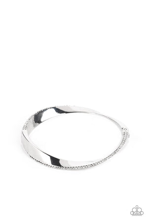 Paparazzi Artistically Adorned - White Bracelet