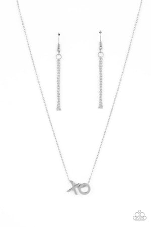 Paparazzi Hugs and Kisses - Silver Necklace
