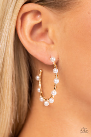 Paparazzi Night at the Gala - Gold Earrings