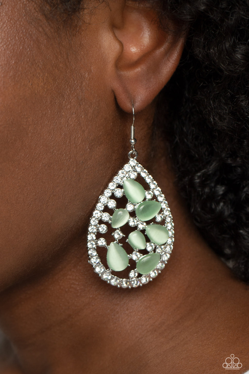 Paparazzi Cats Eye Class - Green Earrings