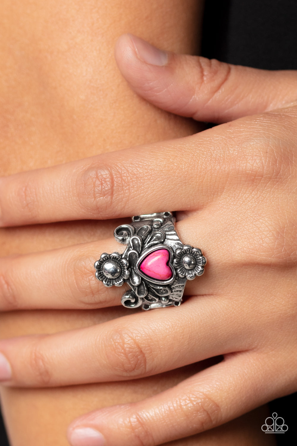 Paparazzi Trailblazing Tribute - Pink Ring