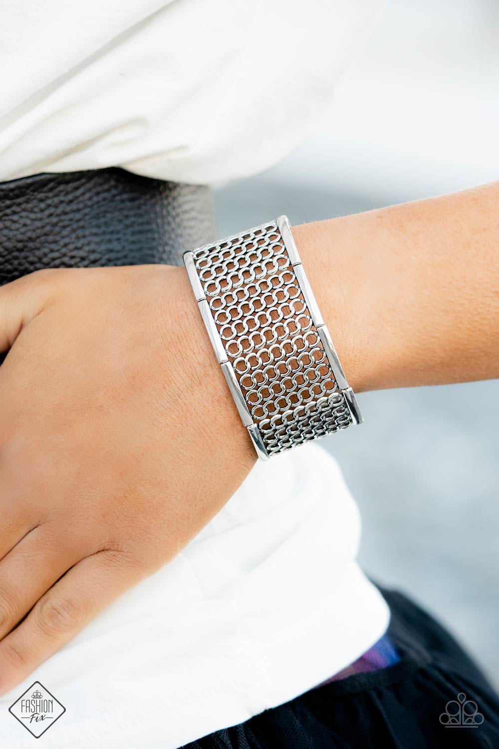 Paparazzi Camelot Couture - Silver Bracelet