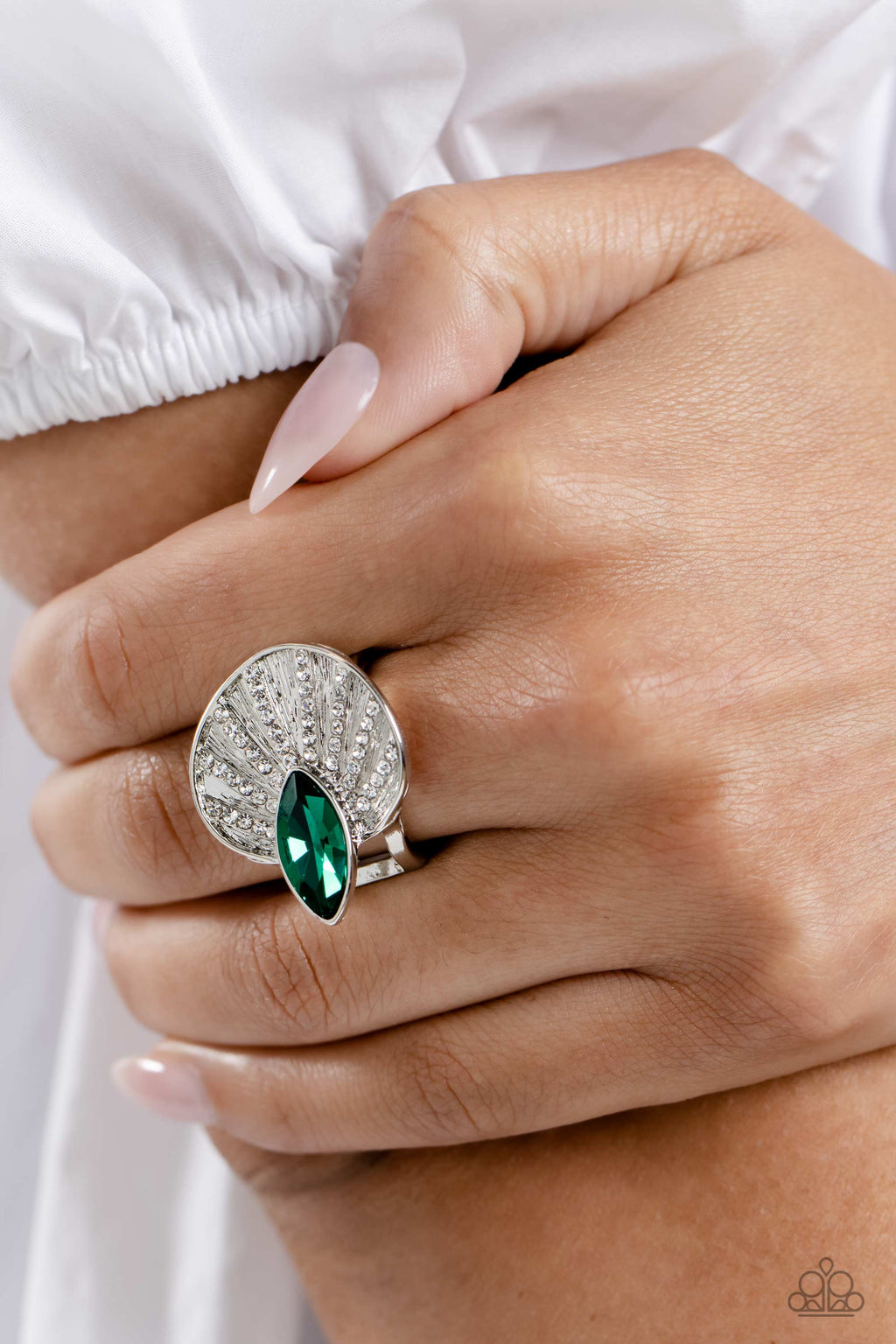 Paparazzi Fan Dance Dazzle - Green Ring