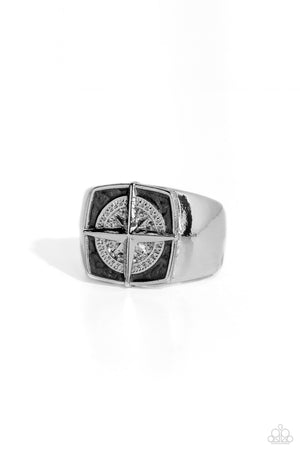 Paparazzi Adventure is Waiting - Silver Urban Ring