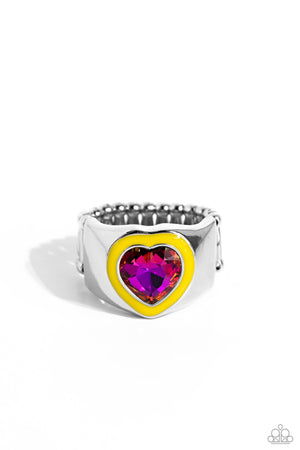 Paparazzi Fond Regard - Yellow Ring