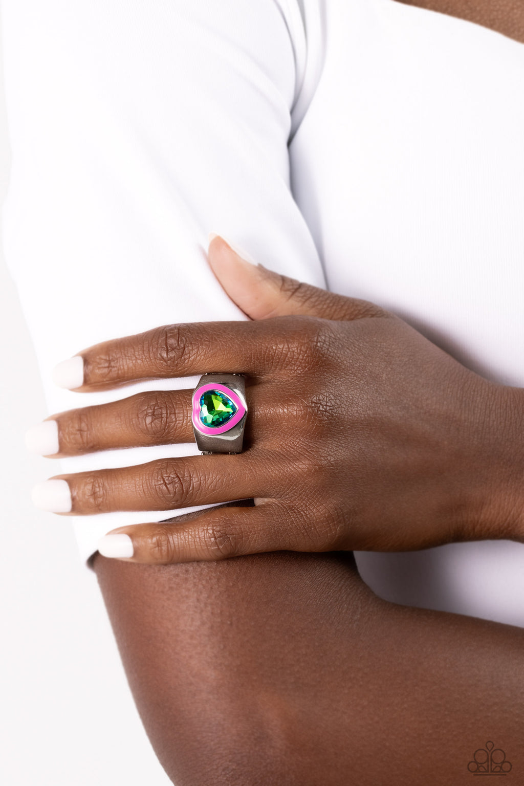 Paparazzi Fond Regard - Pink Ring