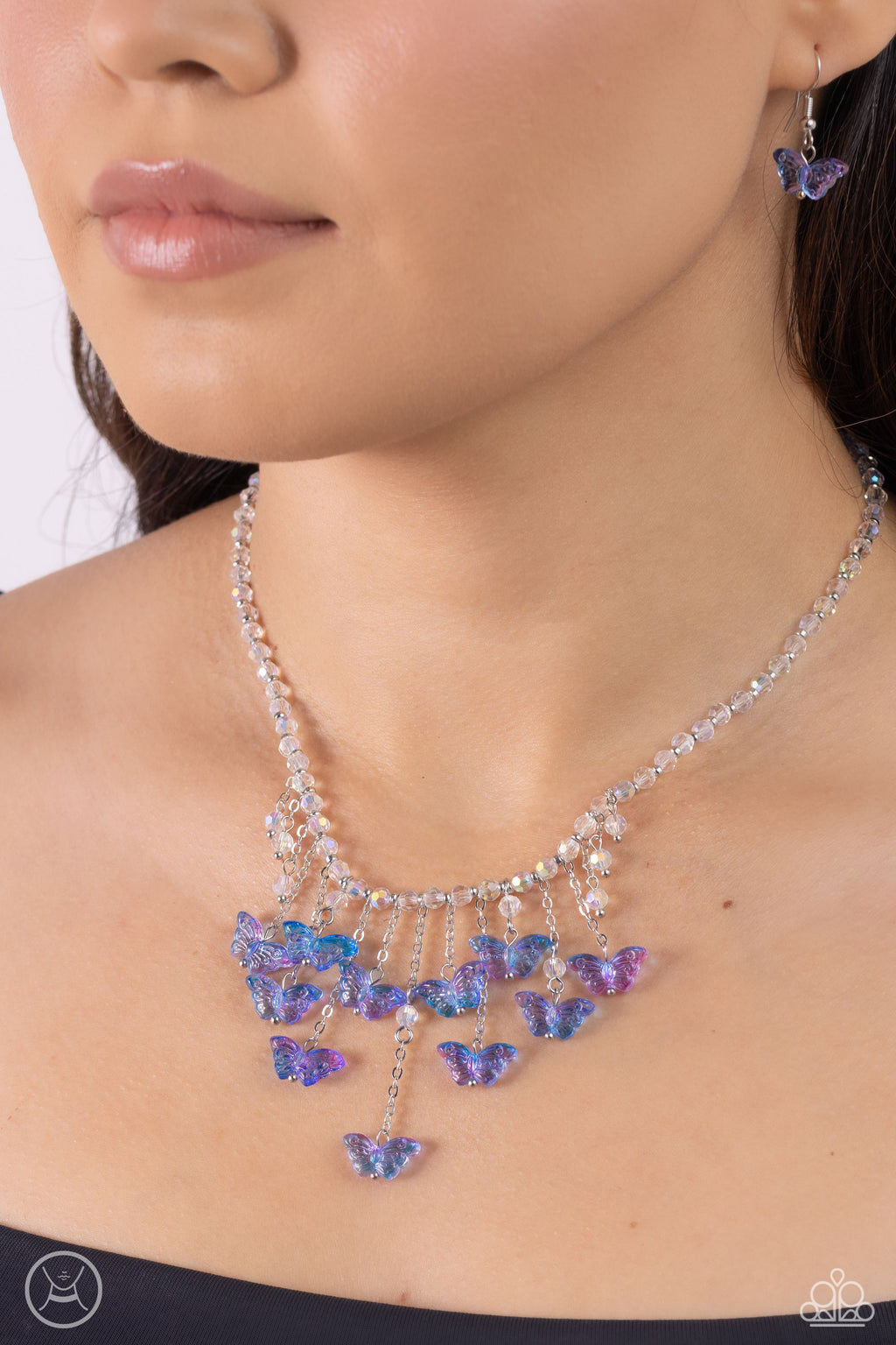 Paparazzi Majestic Metamorphosis - Blue Choker