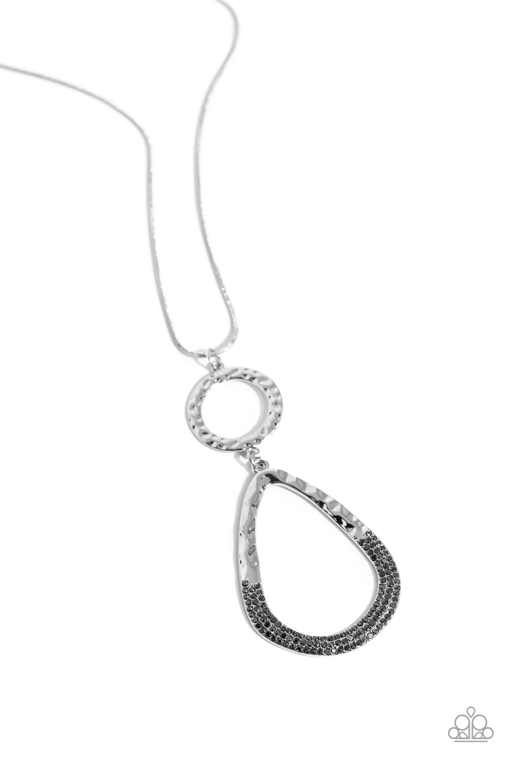 Paparazzi Focused Fashion - Silver Necklace
