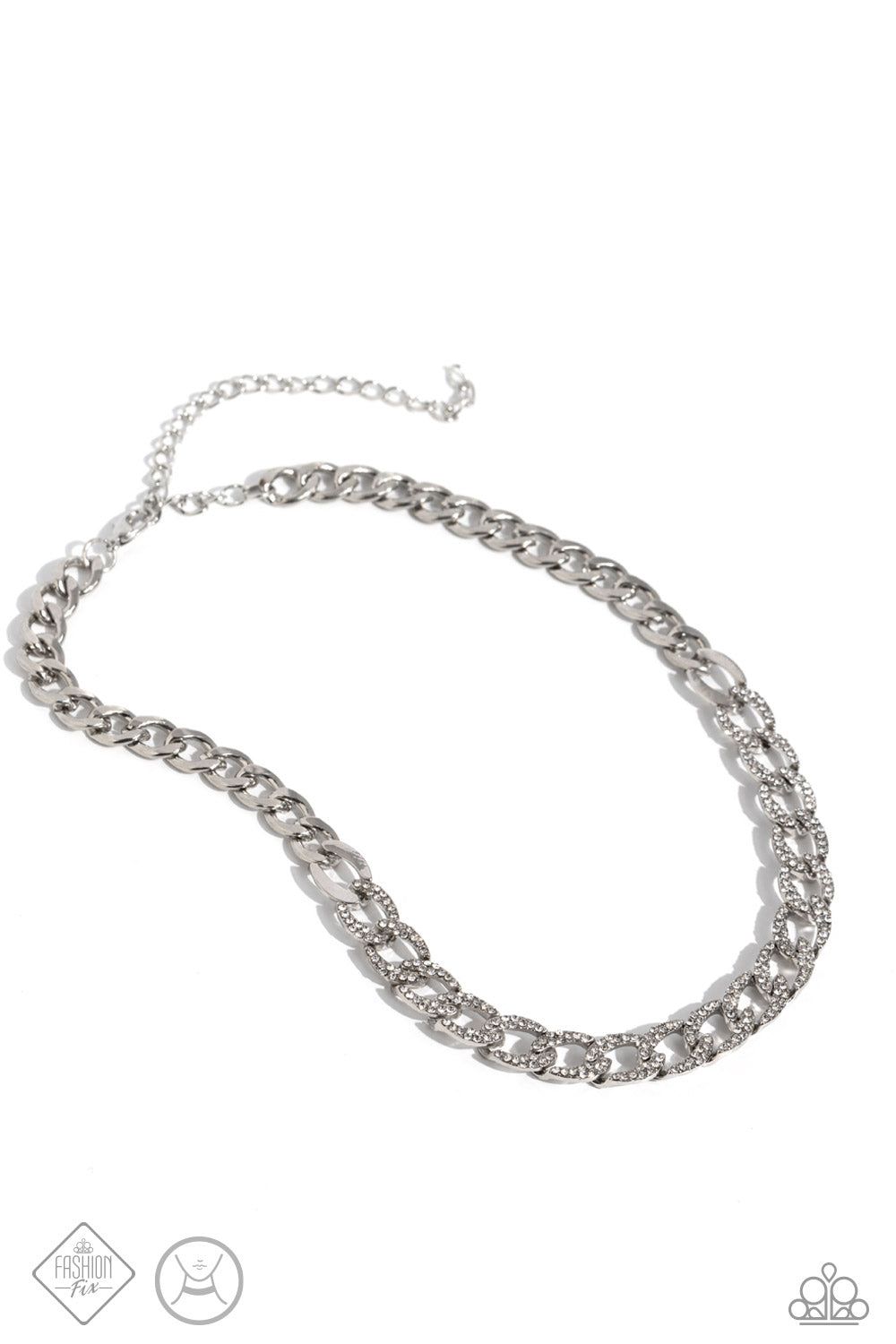 Paparazzi Fiercely Independent - White Choker