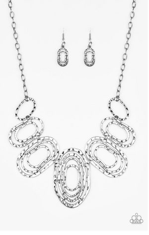 Paparazzi Empress Impressions - Silver Necklace - Spellbound Jewelz