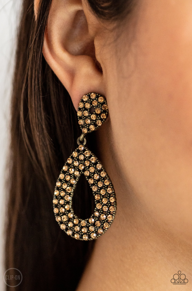 Paparazzi Pack the Pizzazz - Brass Clip-On Earrings