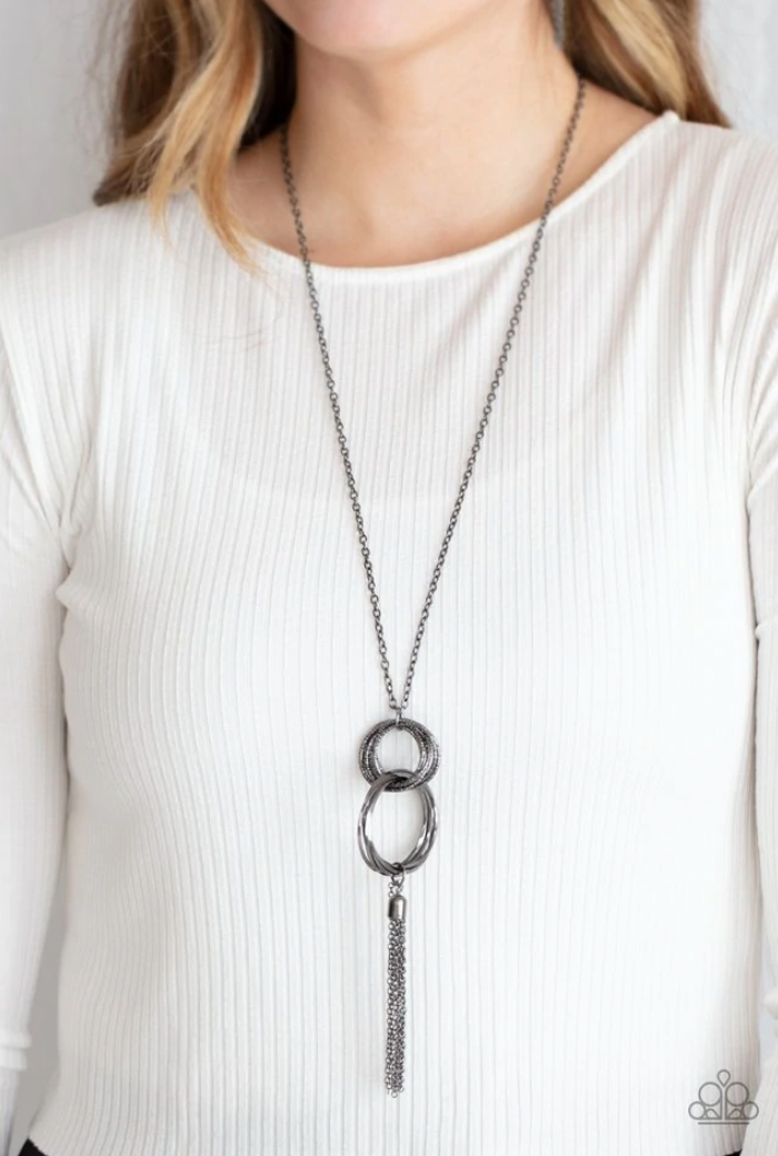 Paparazzi Orbiting Splendor - Black Necklace