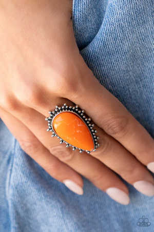 Paparazzi Down-to-Earth Essence - Orange Ring