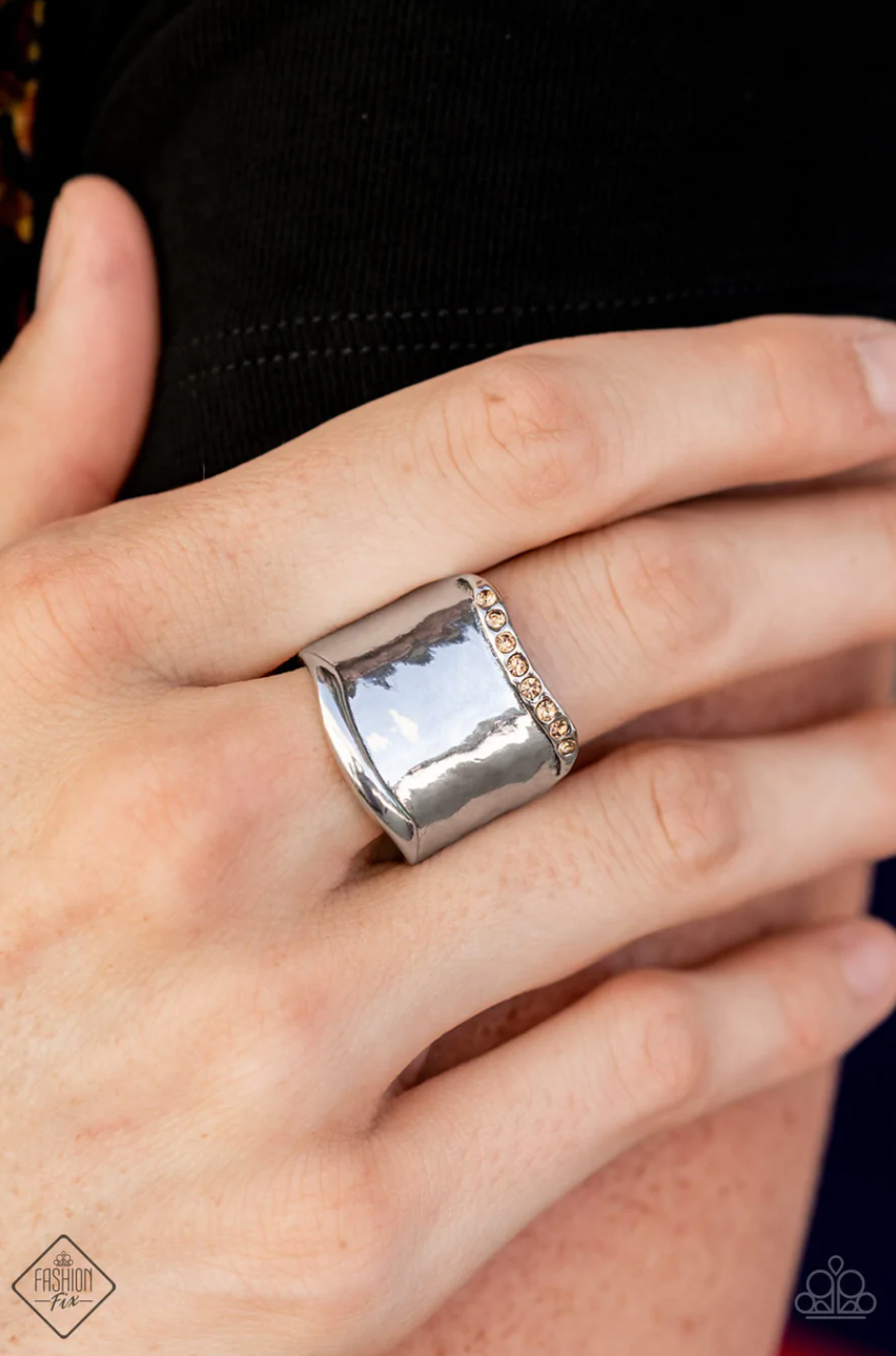 Paparazzi Brilliantly Bordered - Brown Ring