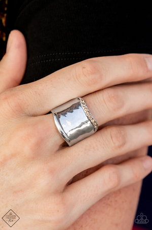 Paparazzi Brilliantly Bordered - Brown Ring