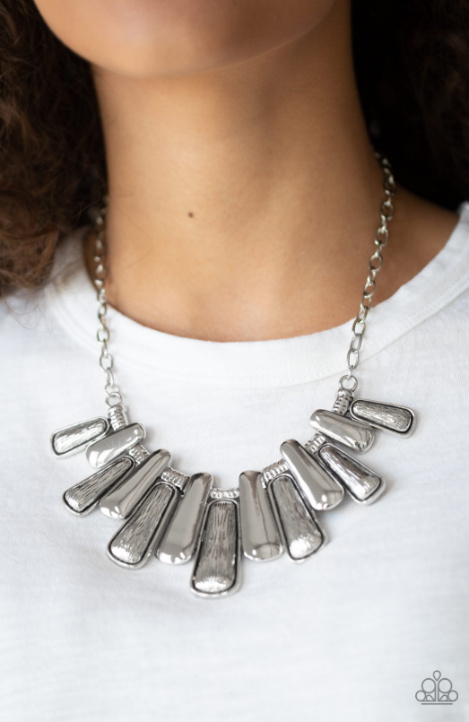 Paparazzi MANE Up - Silver Necklace - Spellbound Jewelz